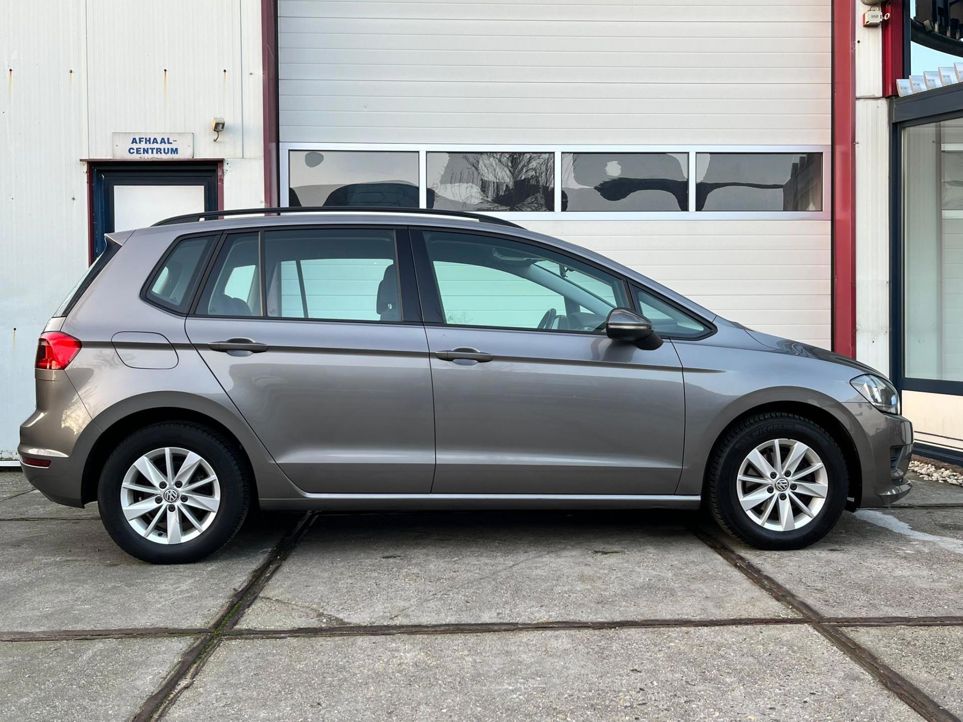 Foto van Volkswagen Golf Sportsvan