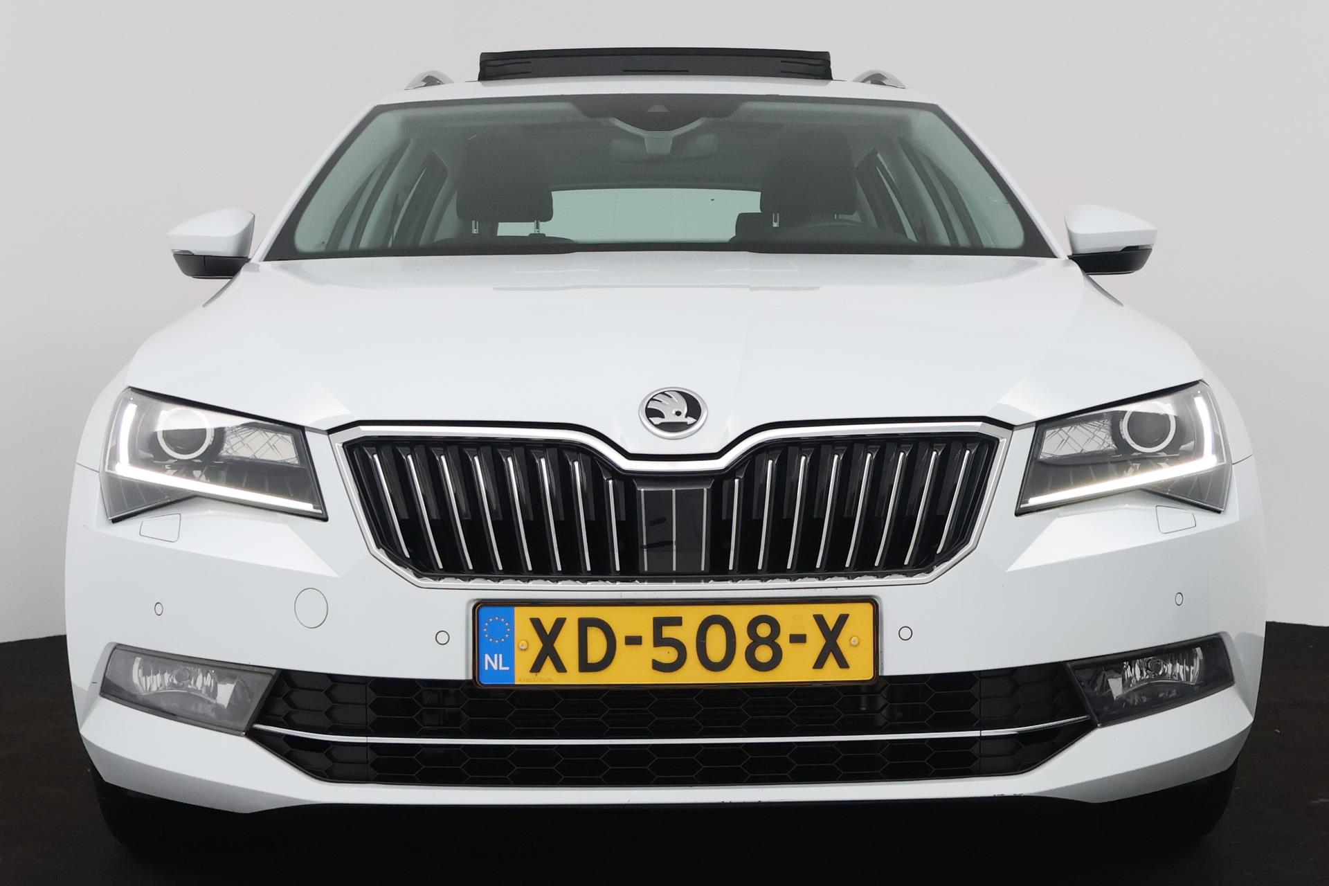 Foto van Skoda Superb Combi