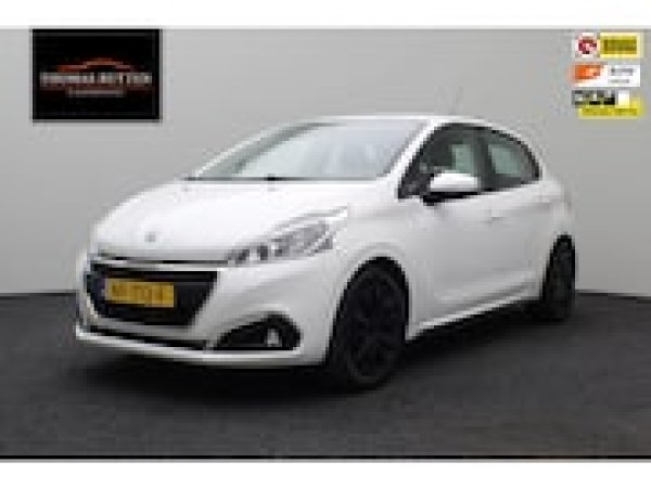Peugeot 208 1.2 PureTech Blue Lion 2017 - voorkant