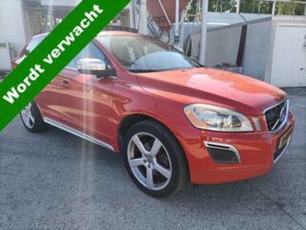 Volvo Xc60 2.4 D5 AWD R-Design 2011 - voorkant
