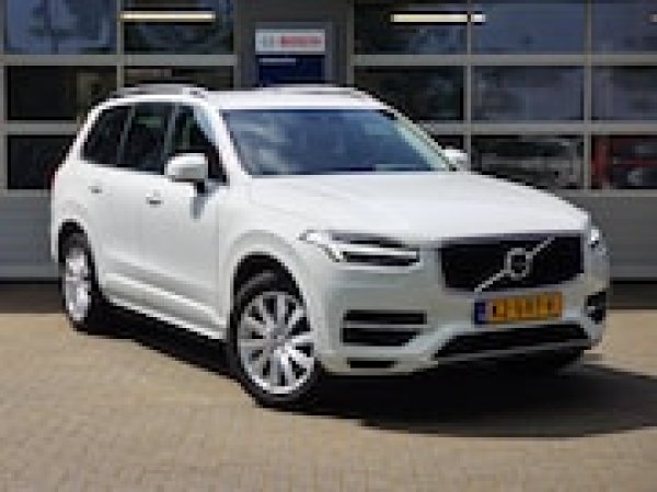 Volvo Xc90 2.0 T5 AWD Momentum 2017 - voorkant