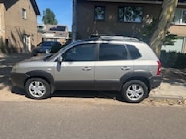 Hyundai Tucson 2.0i Style 2005 - voorkant