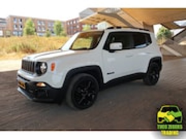 Jeep Renegade 1.4 MultiAir Limited 2018 - voorkant