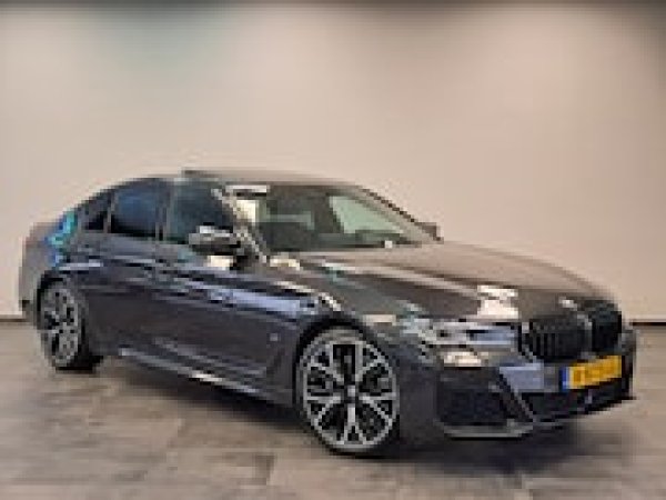BMW 5-serie 545e xDrive High Executive 2021 - voorkant