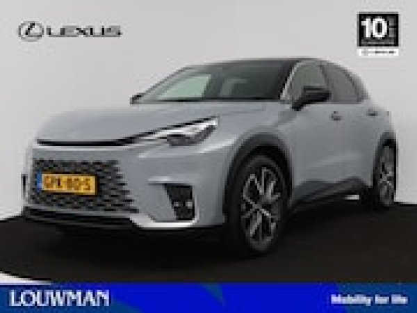 Lexus LBX Emotion 2WD 2024 - voorkant