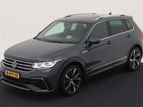 Volkswagen Tiguan 1.5 TSI Elegance 2021 - voorkant