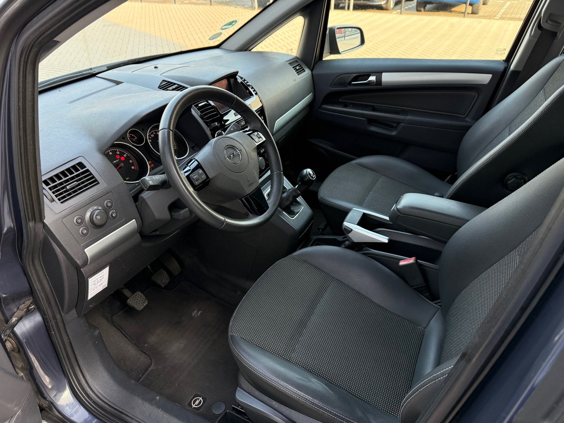 Foto van Opel Zafira