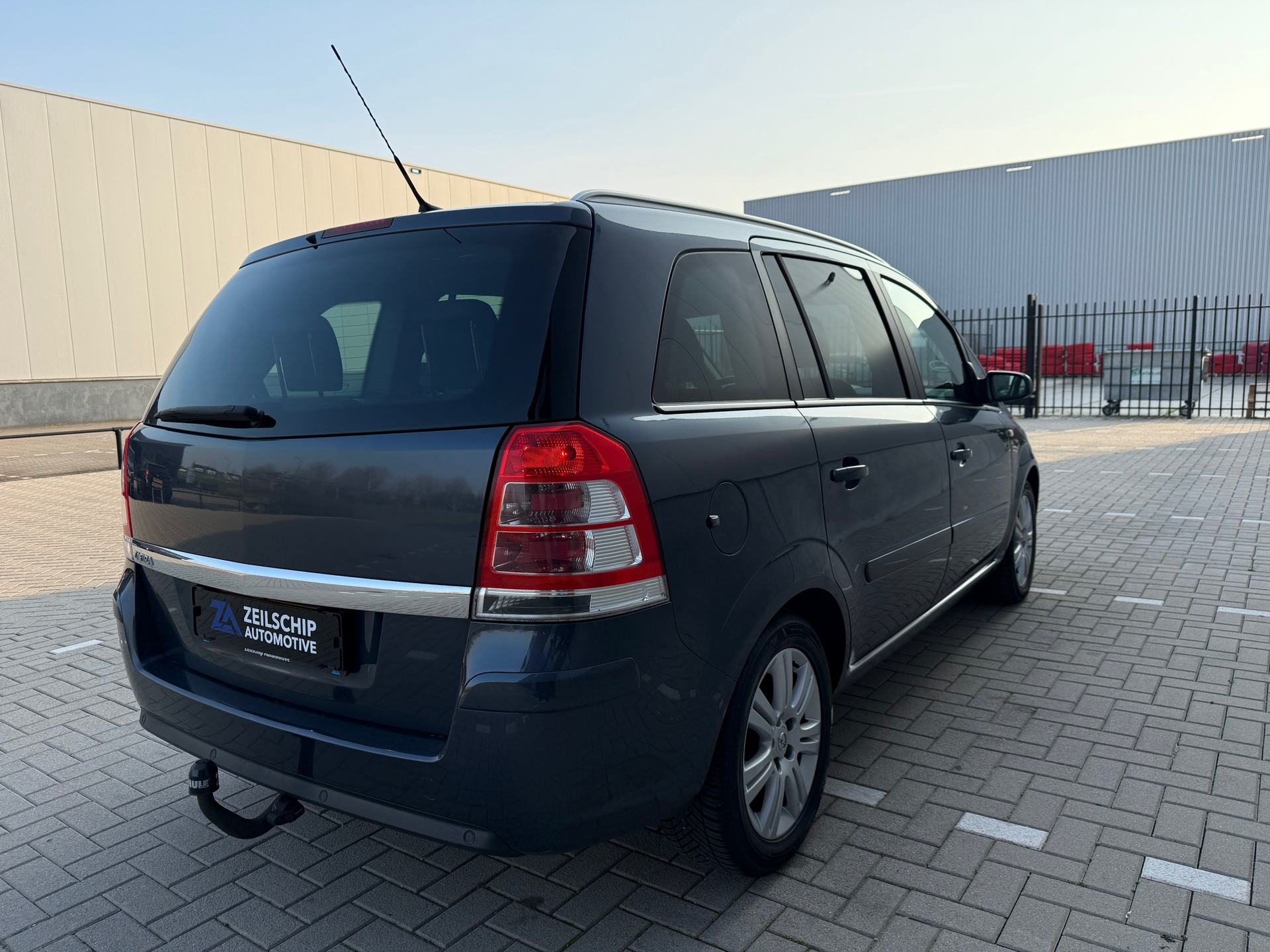 Foto van Opel Zafira