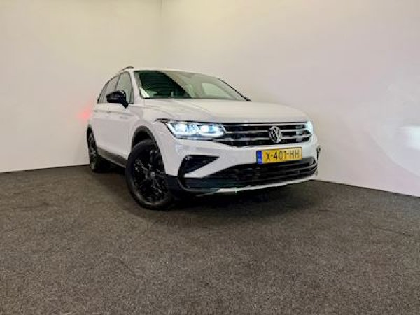 Volkswagen Tiguan 1.5 TSI Life Business 2022 - voorkant