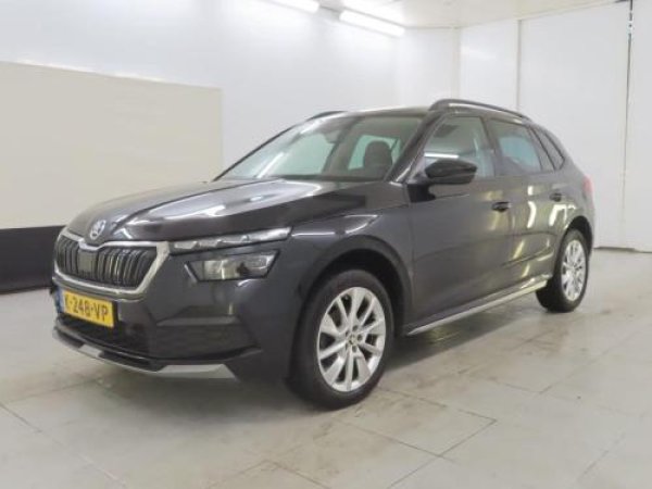 Skoda Kamiq 1.0 TSI Business Edition 2021 - voorkant