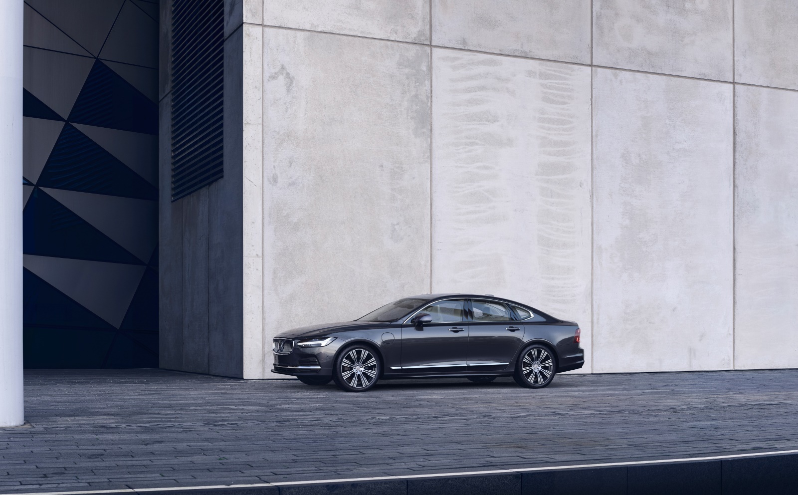 Volvo S90 2.0 B4 Momentum Bns 2022 - voorkant