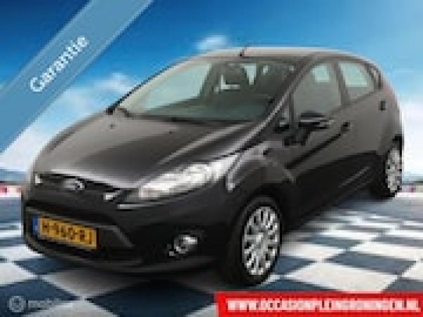 Ford Fiesta 1.25 Champion 2012 - voorkant