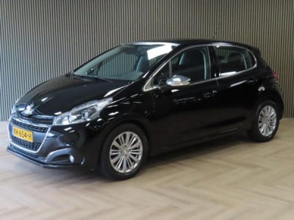 Peugeot 208 1.2 PureTech Blue Lease Allure 2019 - voorkant