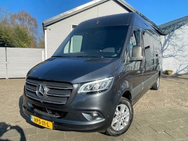 Mercedes-Benz Sprinter 319 3.0 CDI L4H3 EURO VI-D 2021 - voorkant