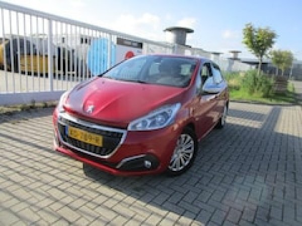 Peugeot 208 1.2 PureTech Allure 2018 - voorkant