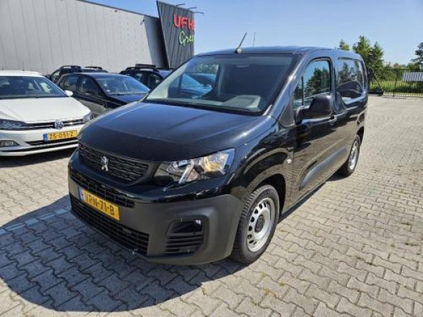 Foto van Peugeot Partner