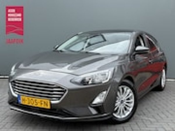 Ford Focus 1.0 EcoBoost Titanium Business 2020 - voorkant