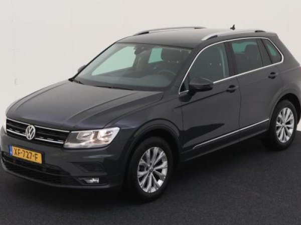 Volkswagen Tiguan 1.5 TSI ACT Comfortline Business 2019 - voorkant