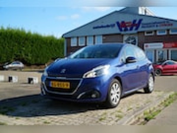 Peugeot 208 1.2 PureTech Blue Lion 2016 - voorkant