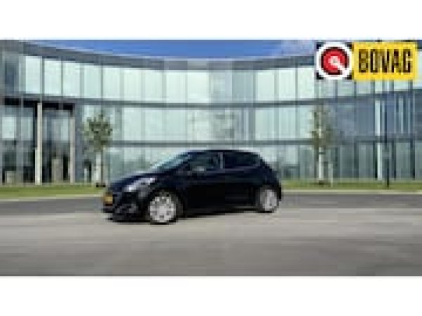 Peugeot 208 1.2 PureTech Allure 2017 - voorkant
