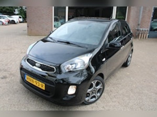 Kia Picanto 1.2 CVVT DynamicLine 2015 - voorkant