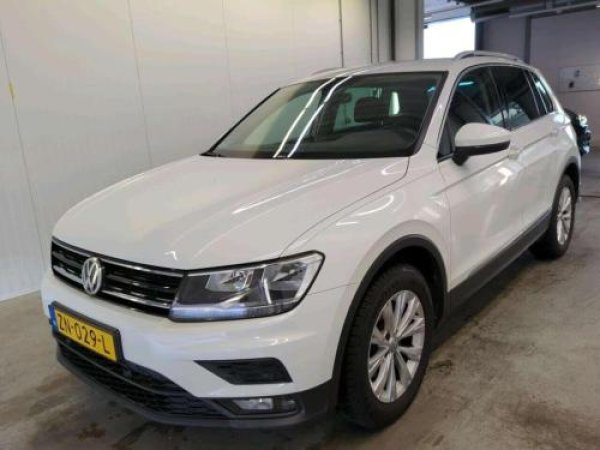 Volkswagen Tiguan 1.5 TSI Comfortline Business 2019 - voorkant