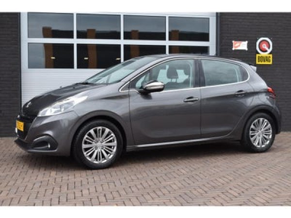 Peugeot 208 1.2 PureTech Blue Lease Executive 2018 - voorkant