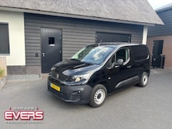 Foto van Peugeot Partner