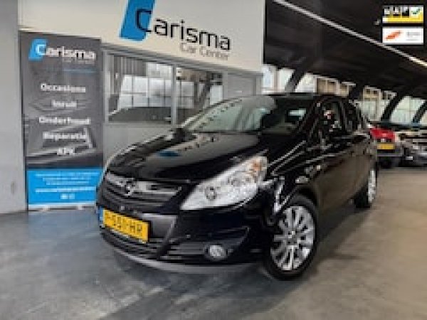 Opel Corsa 1.2-16V Selection 2010 - voorkant
