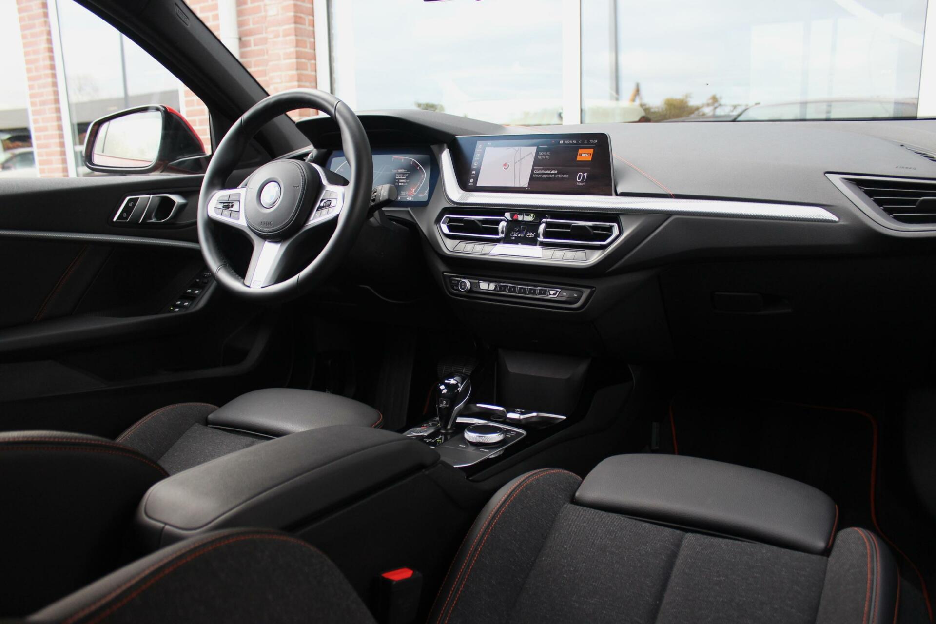 Foto van BMW 118i