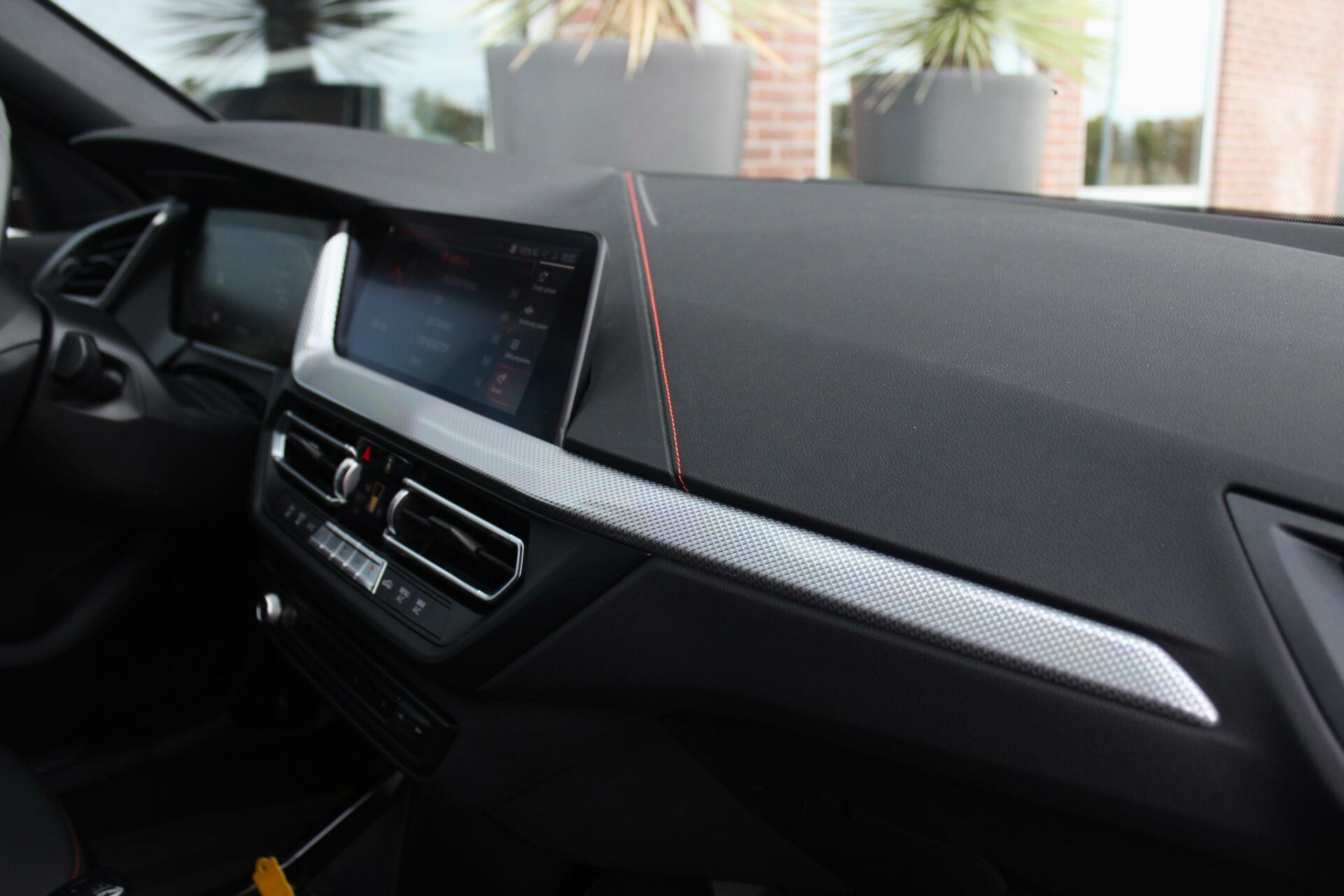 Foto van BMW 118i