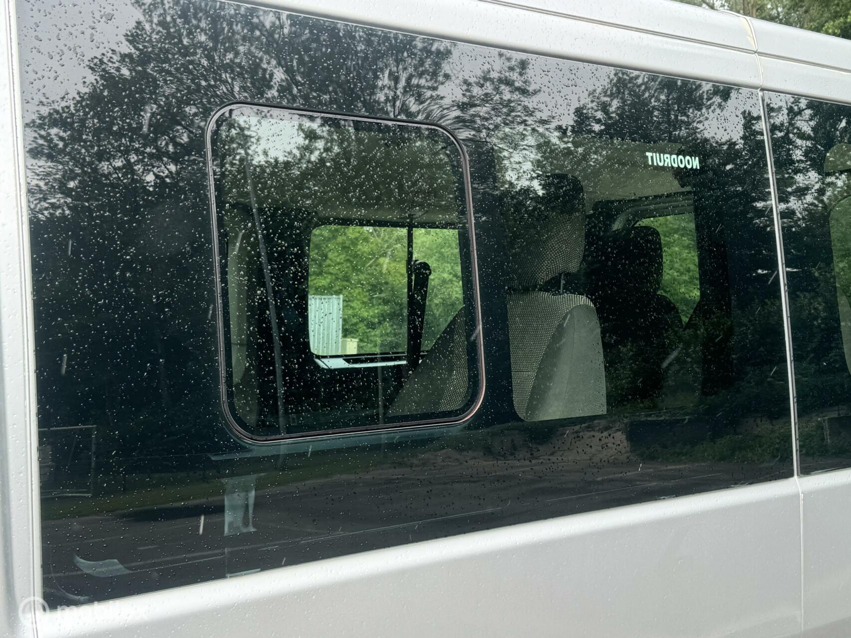 Foto van Peugeot Boxer Bus