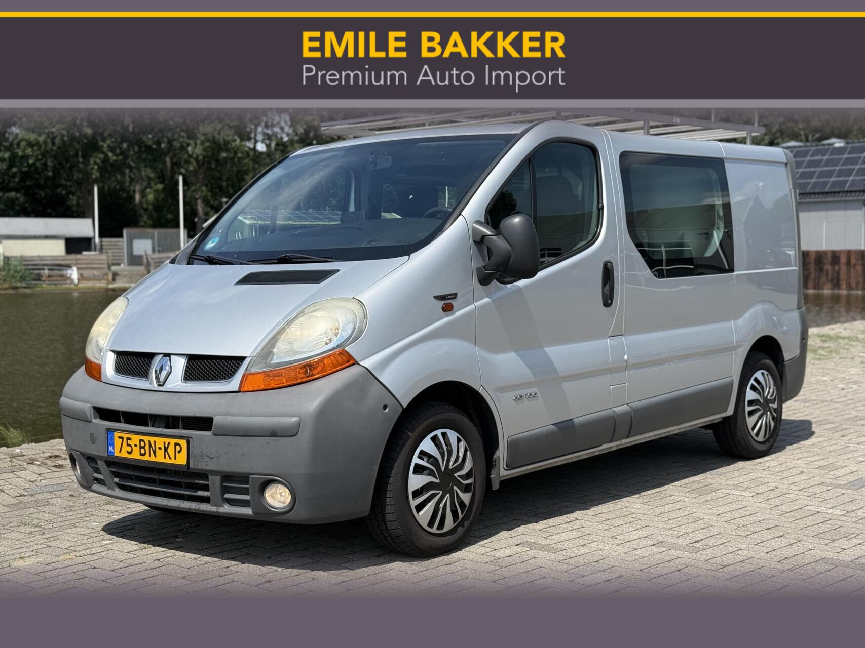 Renault Trafic Bestel 1.9 dCi L1H1 Dub.Cab. 2004 - voorkant