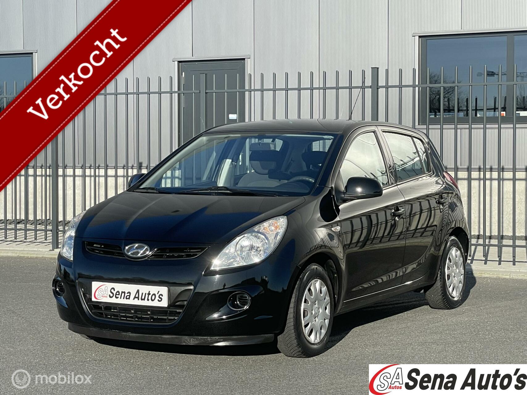 Hyundai I20 1.2i i-Drive / Hoogzitter/Airco/VERKOCHT.. 2012 - voorkant