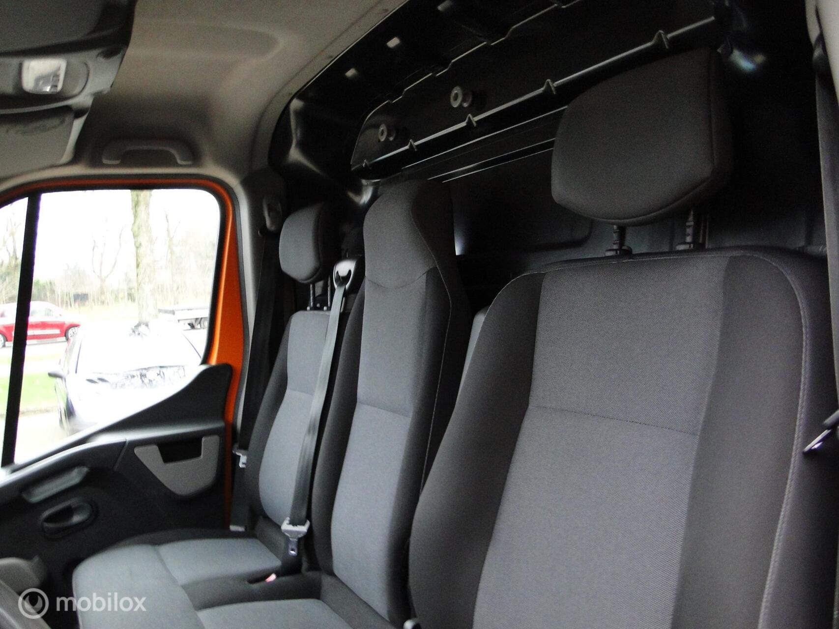 Foto van Renault Master Bestel