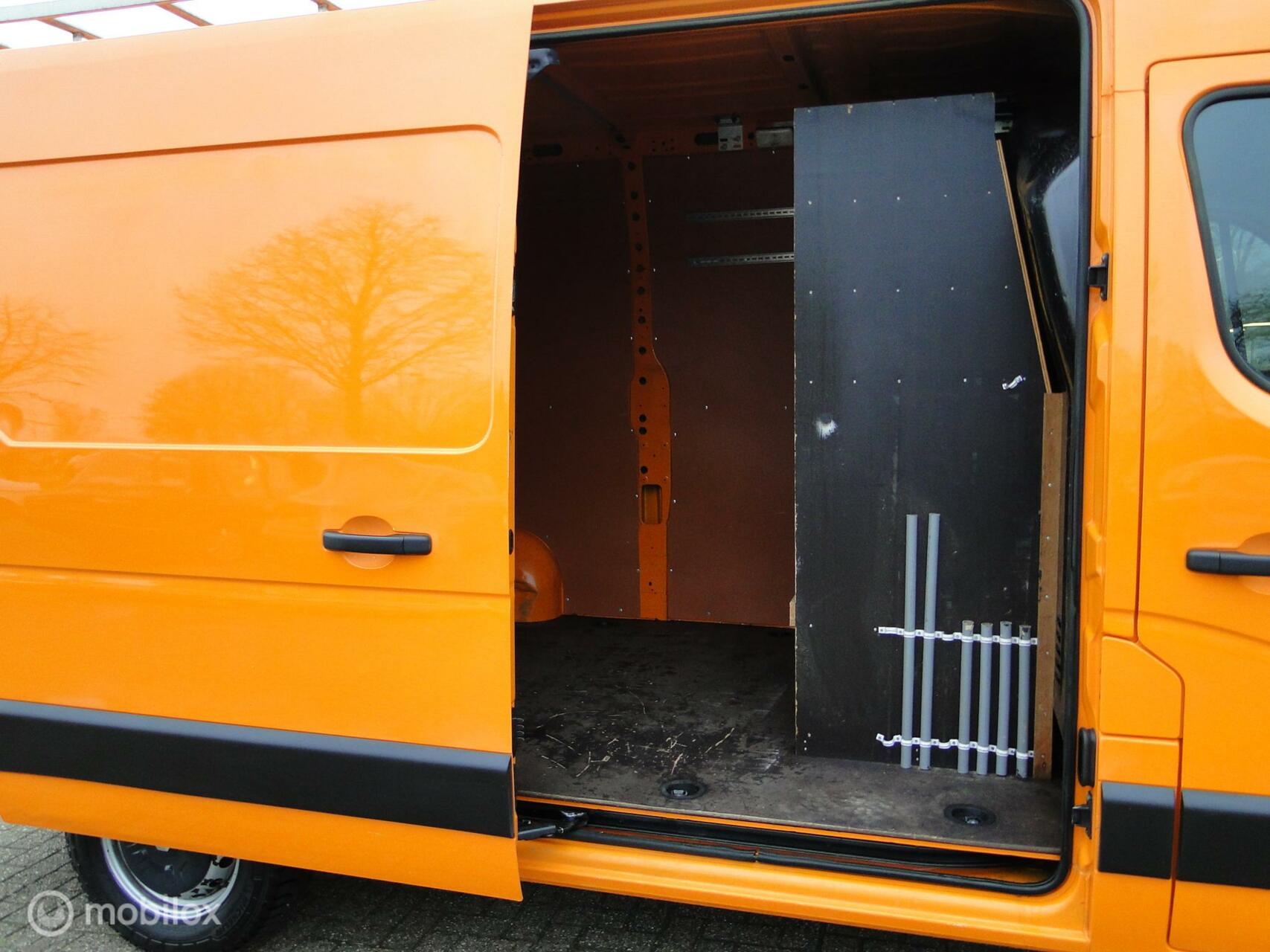 Foto van Renault Master Bestel