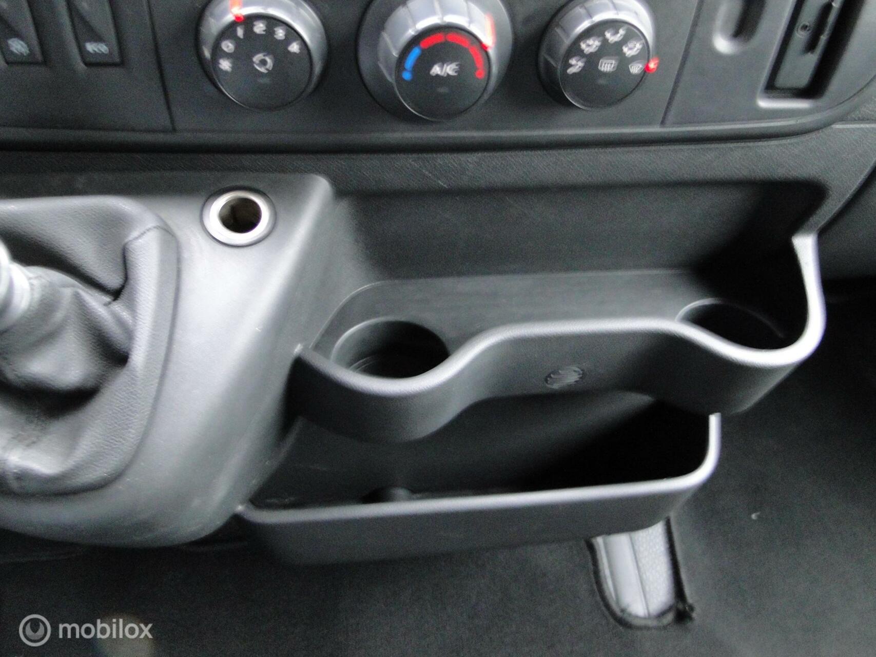 Foto van Renault Master Bestel