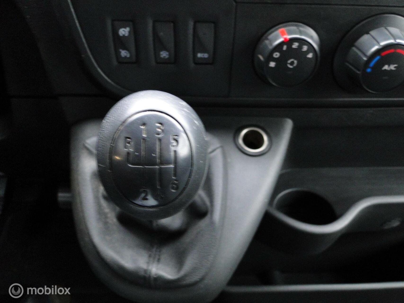 Foto van Renault Master Bestel