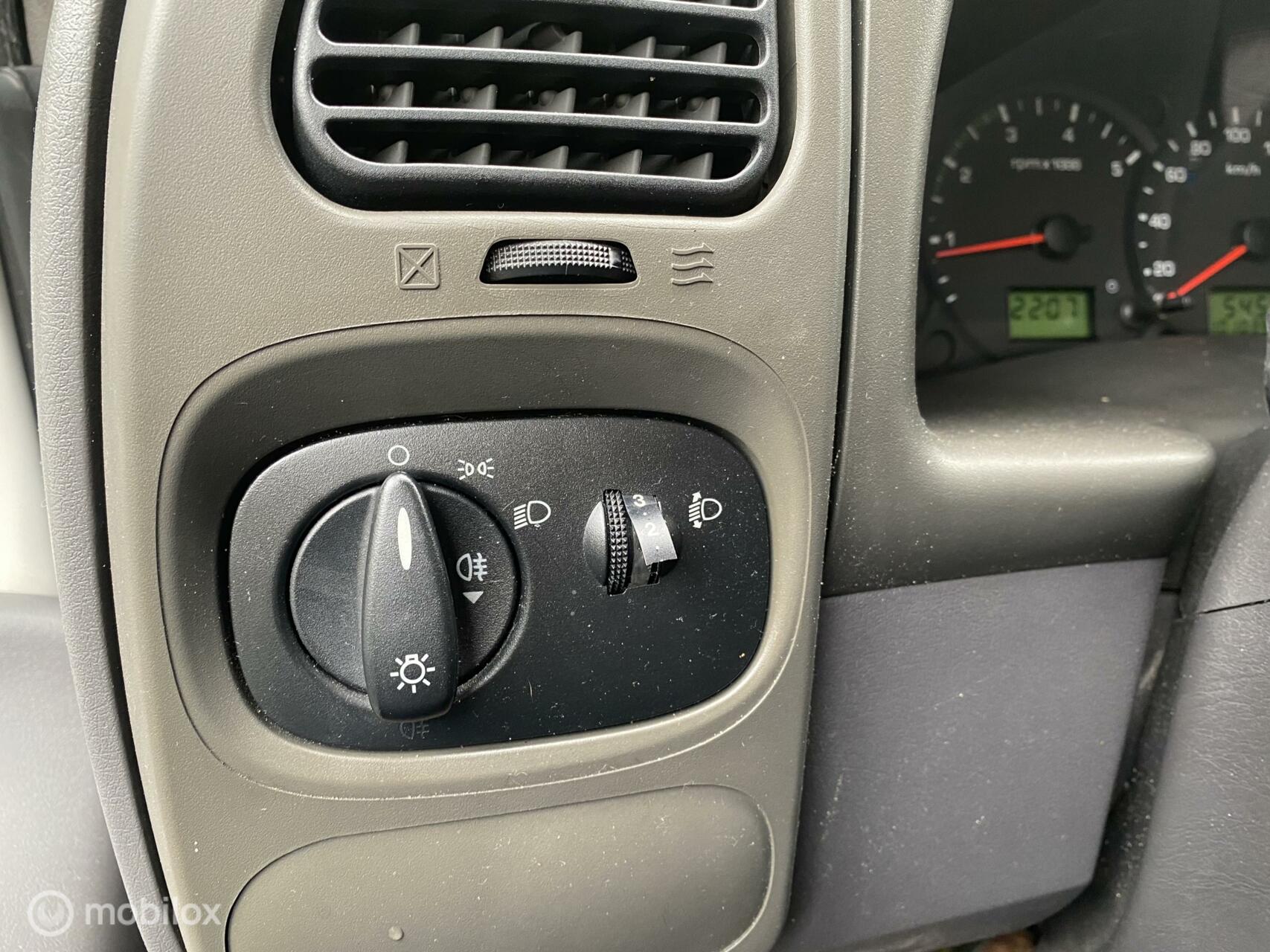 Foto van Ford Transit Tourneo