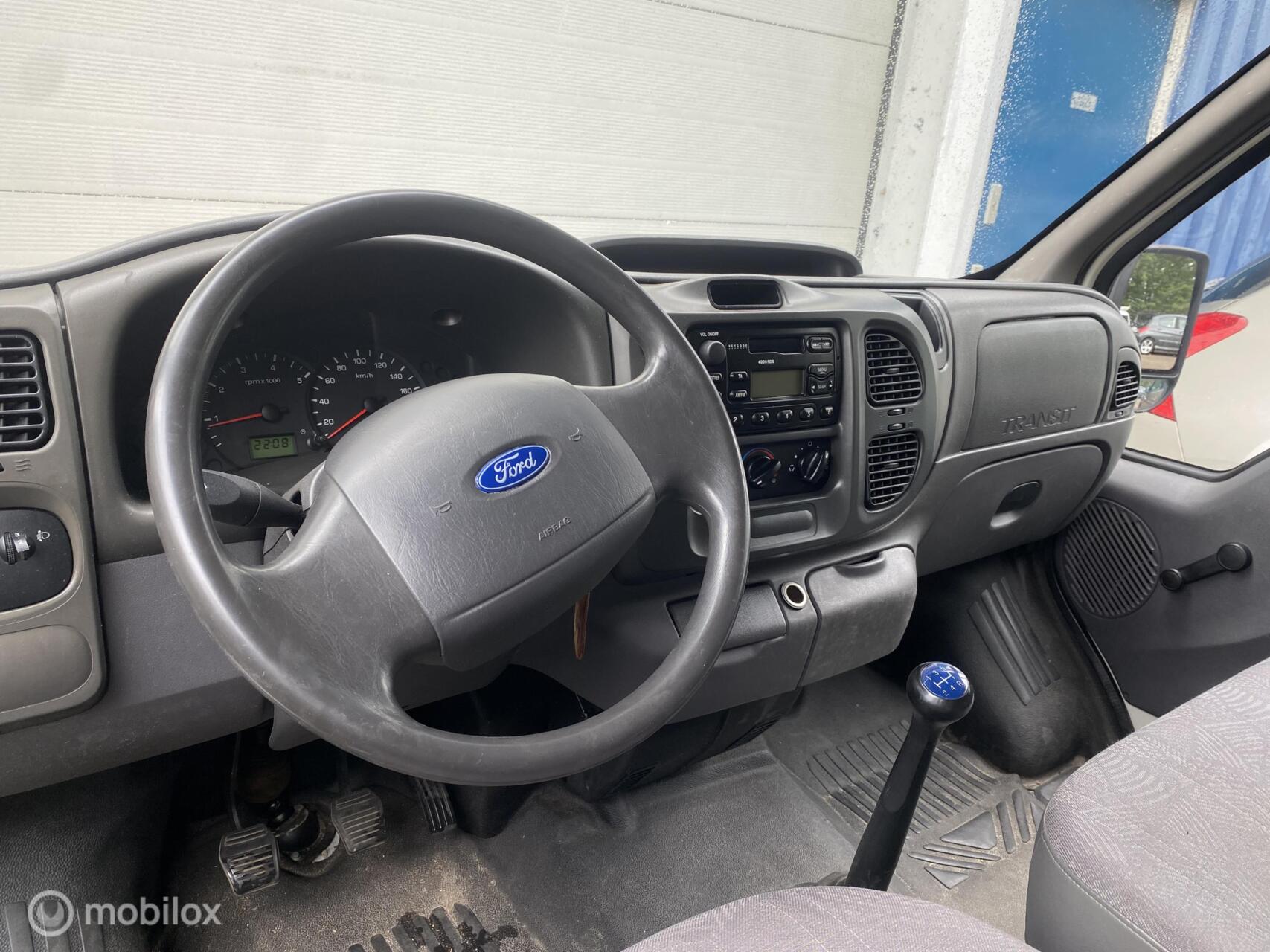 Foto van Ford Transit Tourneo