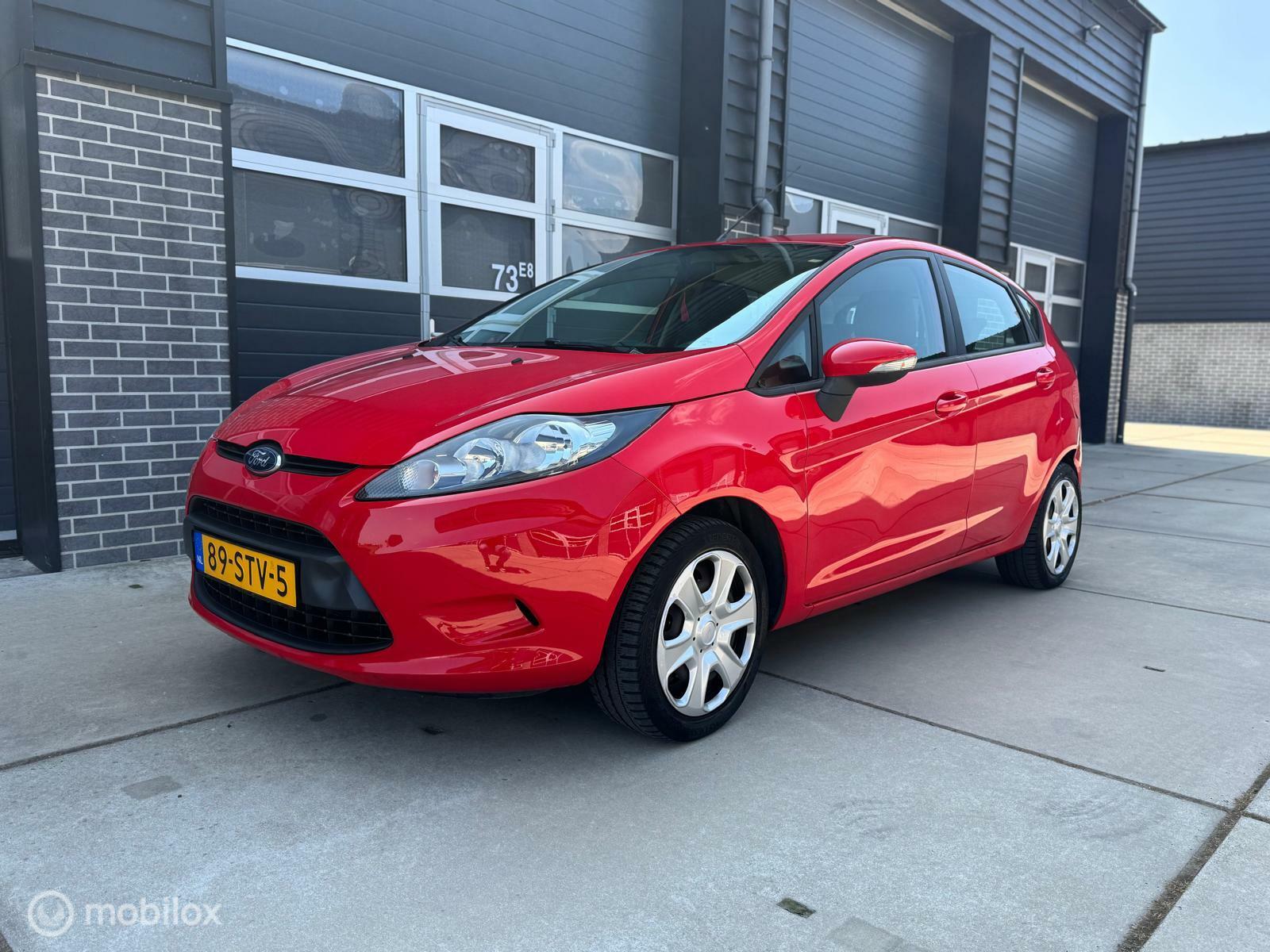 Ford Fiesta 1.25 APK NAP Airco Elec. Ramen Onderhoudsboekjes 2011 - voorkant