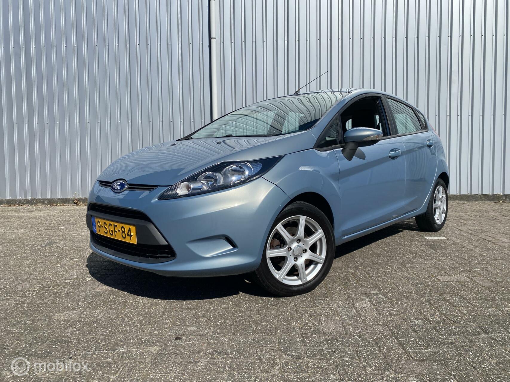 Ford Fiesta 1.25 Trend 5dr Airco Nieuwe Apk Nette Auto 2010 - voorkant