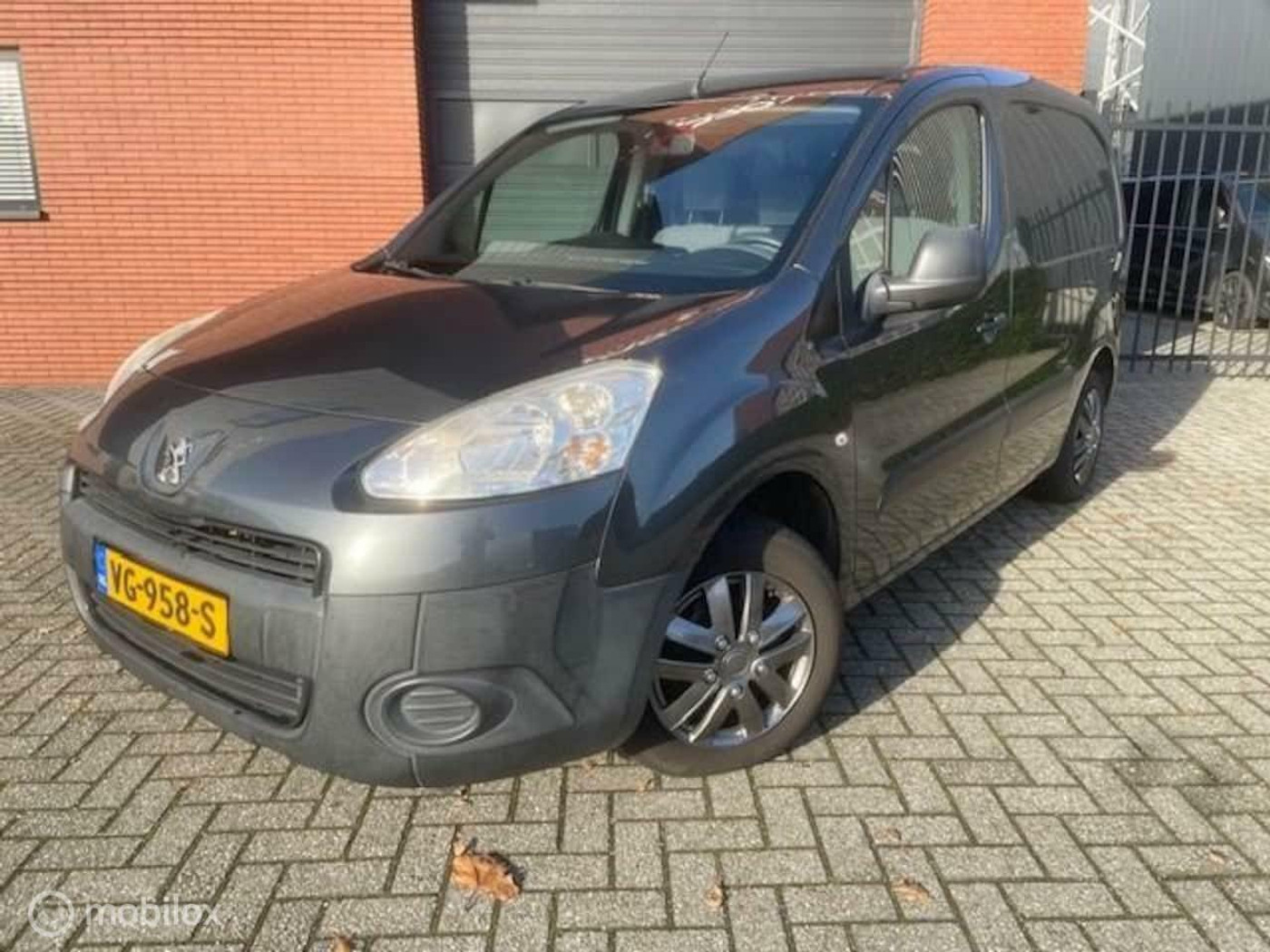 Foto van Peugeot Partner