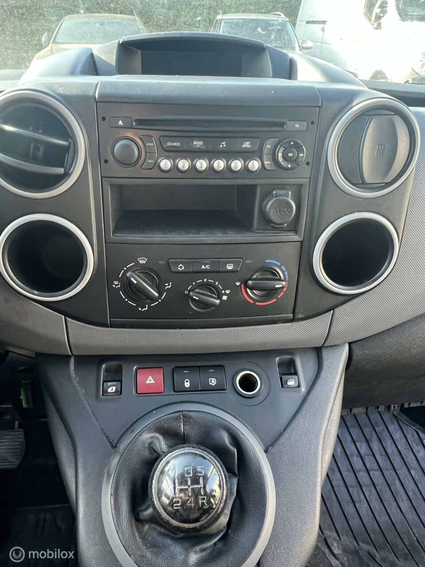 Foto van Peugeot Partner Bestel