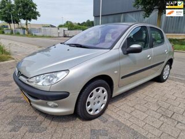 Foto van Peugeot 206