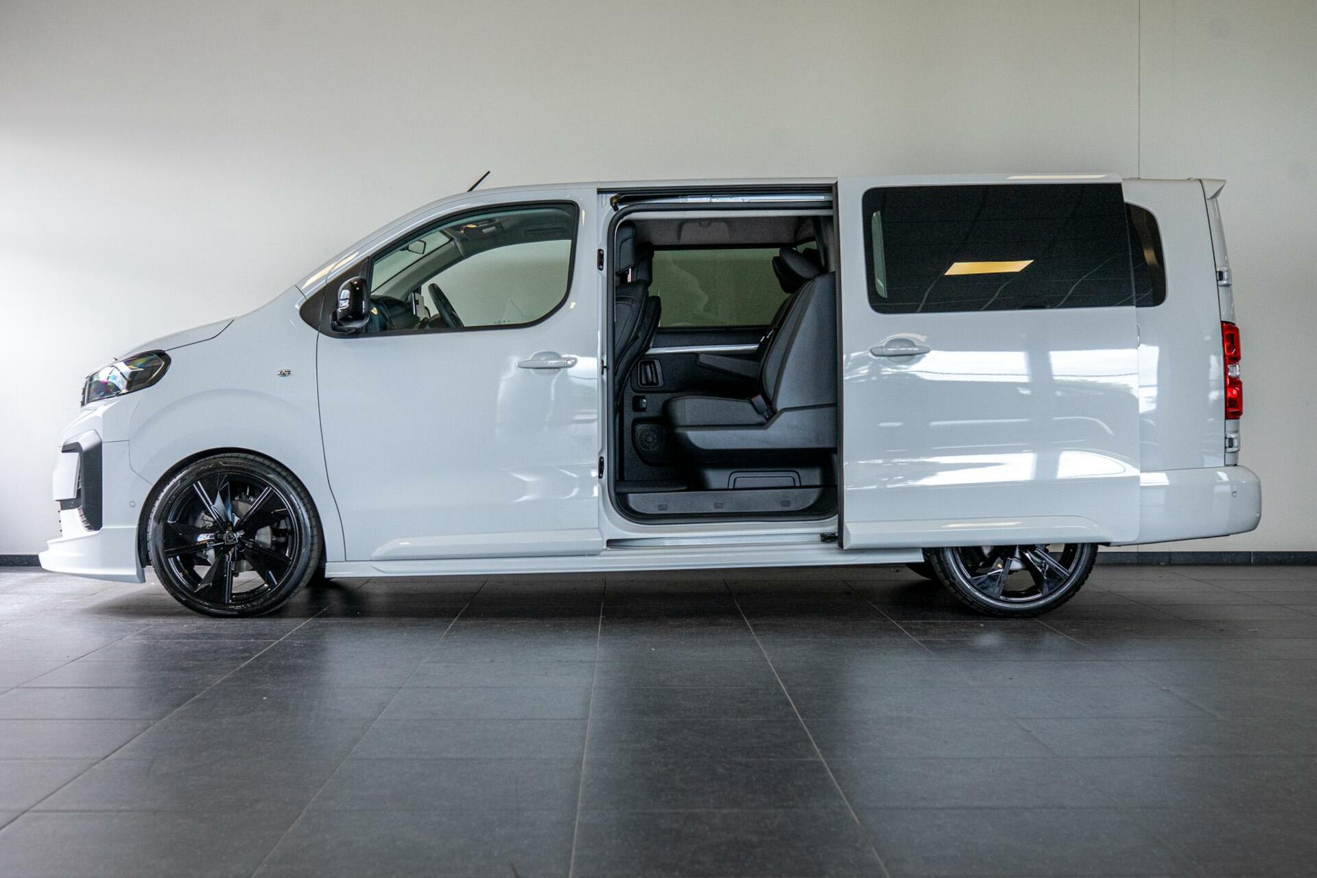 Foto van Peugeot Expert DC