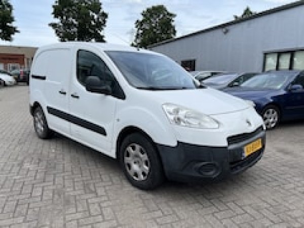 Foto van Peugeot Partner
