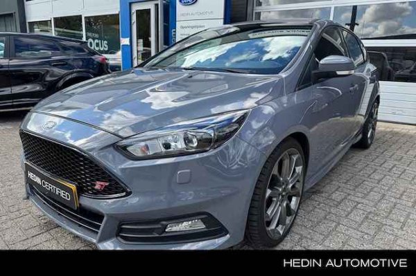 Ford Focus 2.0 ST-3 2015 - voorkant