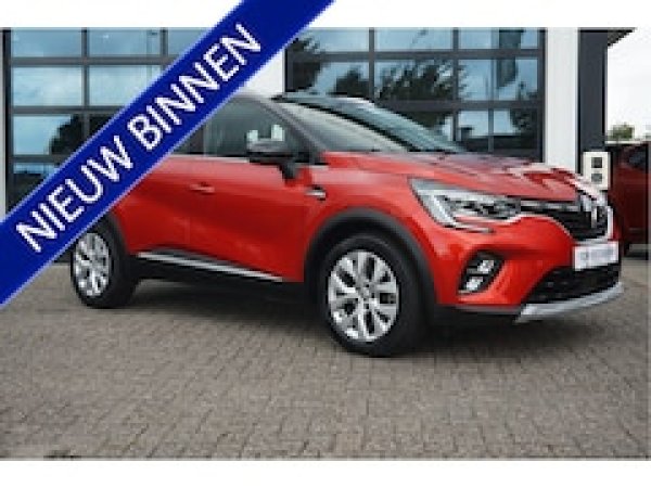 Renault Captur 1.3 TCe Intens 2022 - voorkant