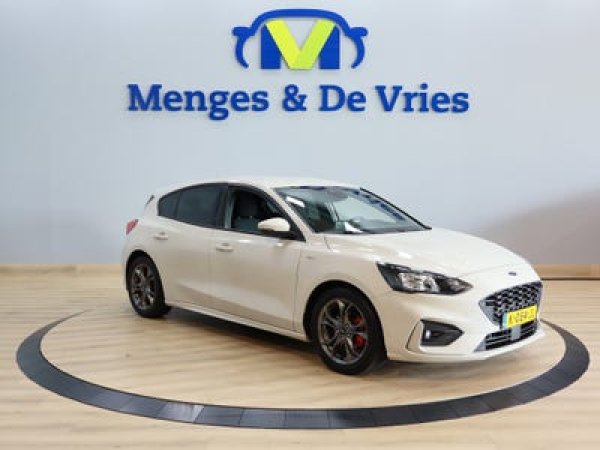 Ford Focus 1.5 EcoBoost ST Line X Business 2021 - voorkant